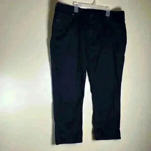 Black men’s Levi Strauss & Co. jeans pants: